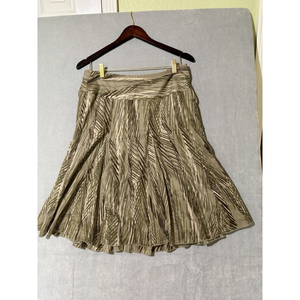 Apt 9 Skirt Womens Size 10 Knee Length Army Green Tan